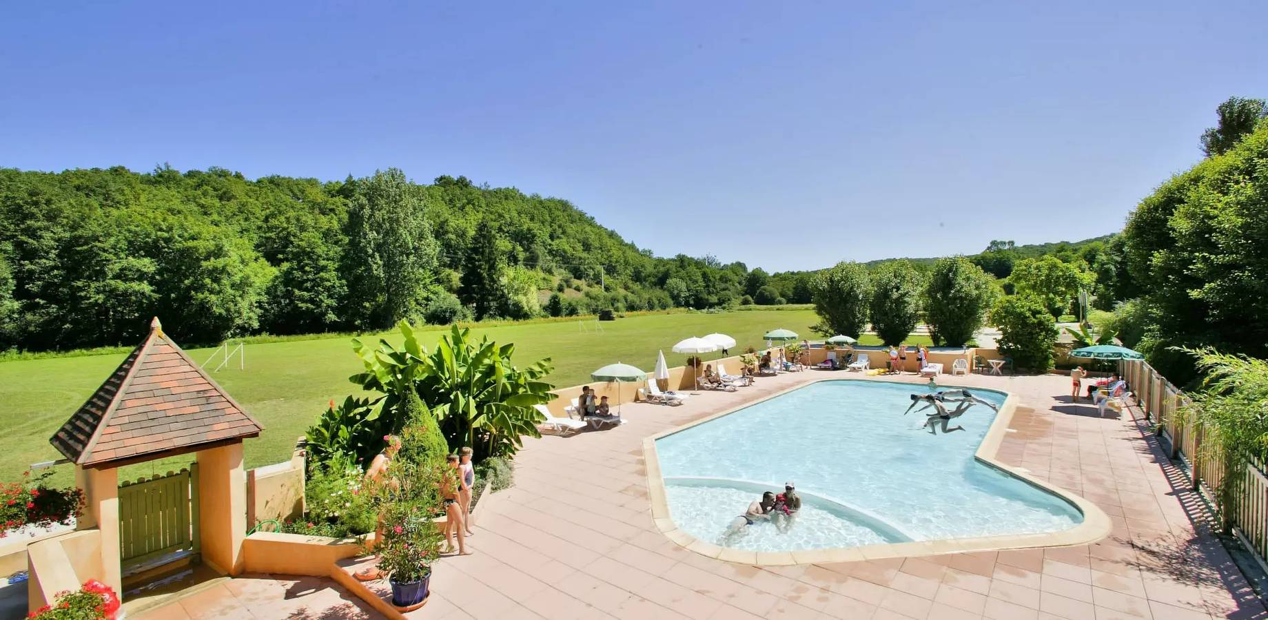 New 2023 ! Mobil home Louisiane 32m² - Au coeur d'une placette premium ! 2 chambres-Grande terrasse 4 personnes in Marcillac-Saint-Quentin, Périgord Noir