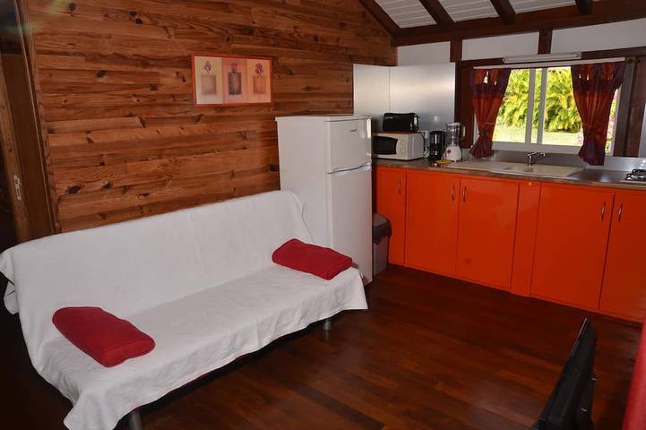 Appartement entier, Hibiscus And Its Panoramic Sea View in Sainte-Anne, Guadeloupe