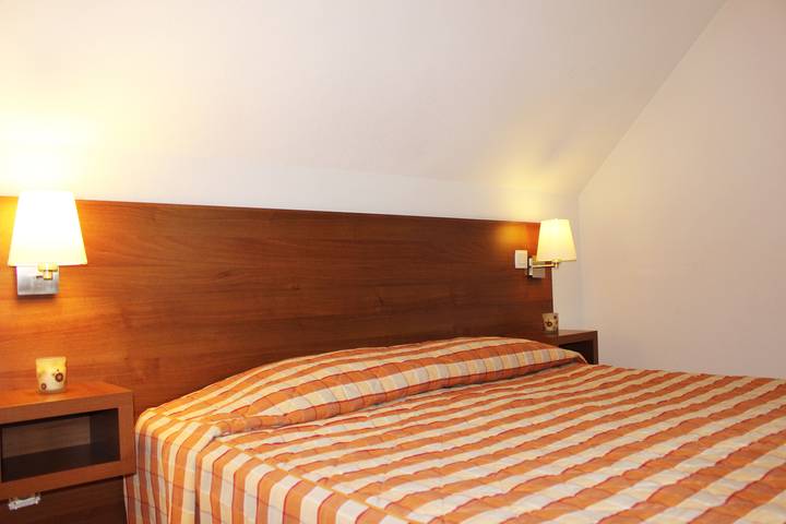 Gîte pour 9 personnes, avec sauna ainsi que piscine et balcon dans La Mongie - 3