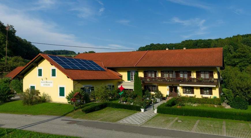 B&B für 2 Personen, mit Balkon und Terrasse sowie Garten und Ausblick in Jennersdorf