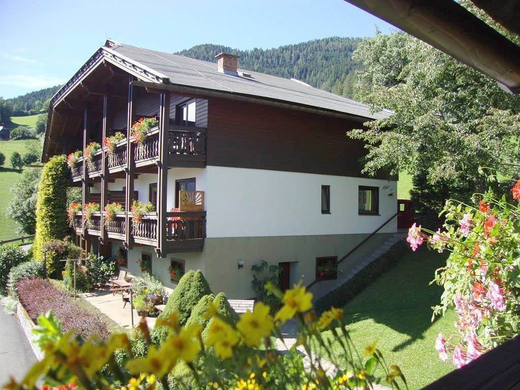 Ganze Ferienwohnung, Doppelzimmer in Bad Kleinkirchheim, Nockberge