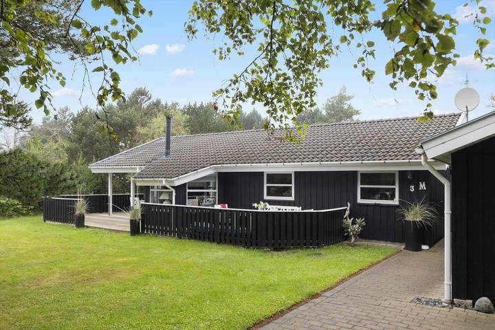 Ferienhaus für 6 Personen, mit Terrasse und Sauna in Tversted