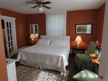 Vacation Home for 2 Guests in Rockland (ME), Maine, Picture 3