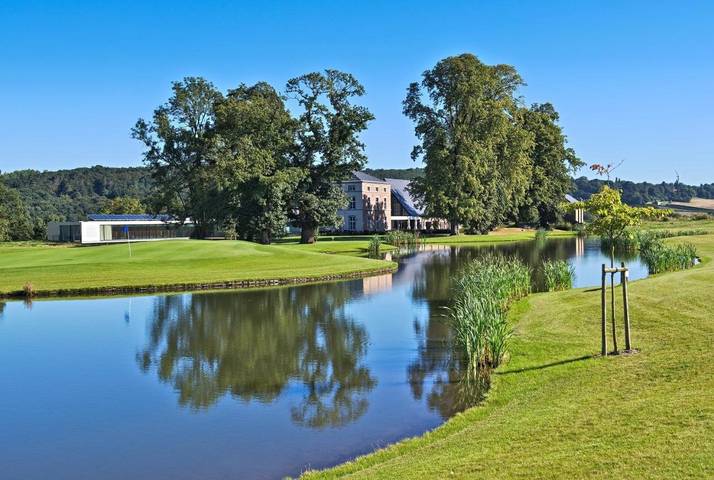 Hôtel pour 2 personnes, avec jacuzzi et piscine ainsi que jardin et sauna à Wanze