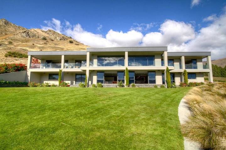 Ferienhaus für 15 Personen, mit Balkon und Garten - 1