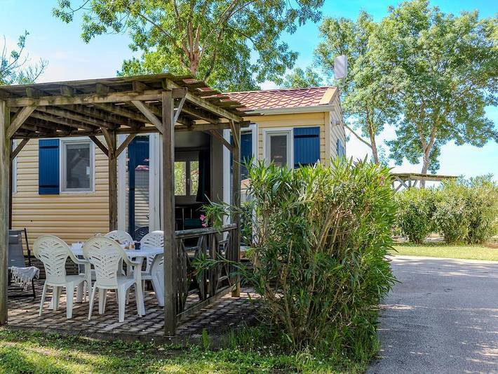 Camping pour 4 personnes, avec Bassin pour enfant à Hyeres - 2