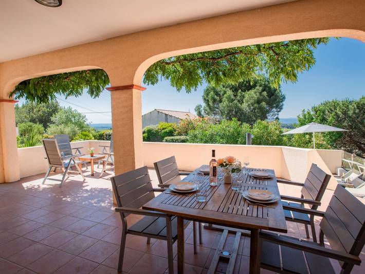 Location de vacances pour 6 personnes, avec piscine ainsi que sauna et jardin, animaux acceptés à Caunes-Minervois - 2
