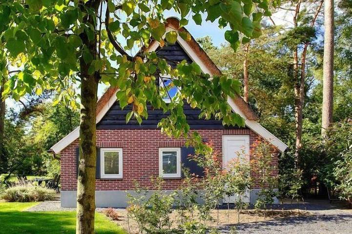 Bungalow voor 6 personen, met tuin in Otterlo