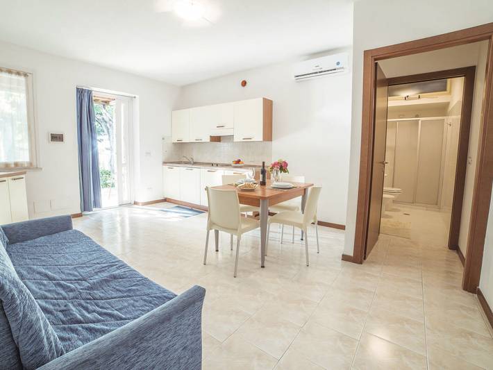 Ferienhaus für 4 Personen, mit Terrasse und Garten sowie Kinderpool am Gardasee - 3