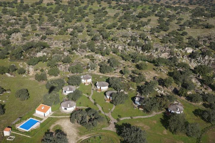 Casa rural para 4 personas, con piscina y jardín además de vistas y vistas al lago, Se admiten mascotas en Provincia de Badajoz - 3