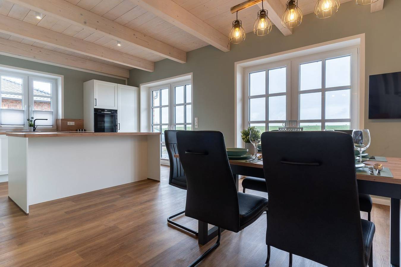 Neubau!! Dhh direkt an der Eider für bis zu 6 Personen in Karolinenkoog, Eider-Treene-Sorge