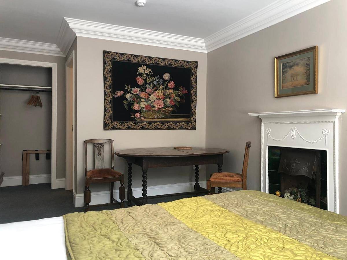 Harveys Guest House in Dublin, County Dublin