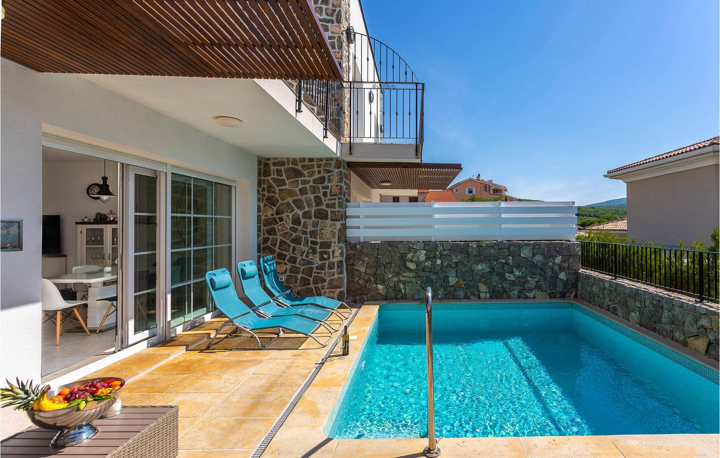 Ferienhaus für 6 Personen mit Terrasse in Kornic, Krk