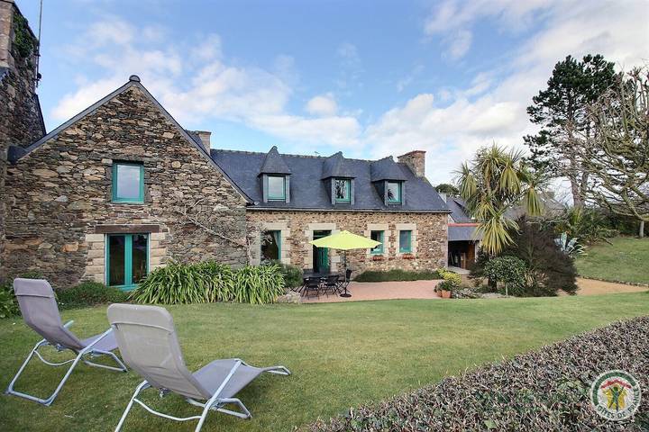 Gîte pour 6 personnes, avec jardin - 1