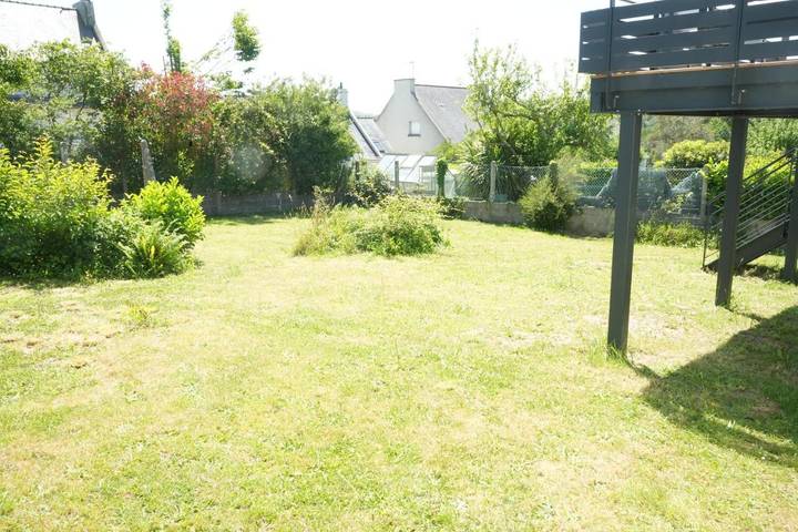 Location de vacances pour 4 personnes, avec terrasse ainsi que jardin et vue à Bohars - 3