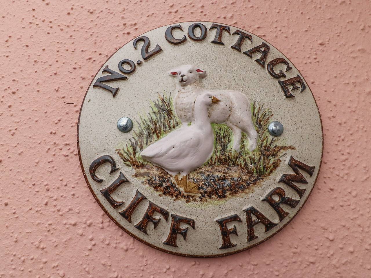 Cliff Farm No. 2 Cottage in Burton Bradstock, Dorset