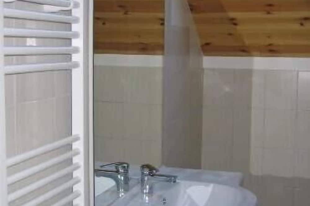 Gîte de France  3 épis 4 personnes tt confort montée  Alpe d'Huez in Le Bourg-d'Oisans, Parc national des Écrins