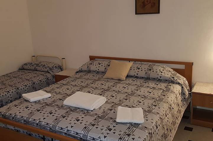 Ferienwohnung für 6 Personen, mit Balkon in Marina di Camerota - 2