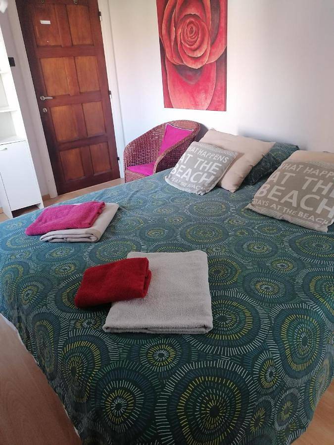Chambre d’hôte pour 2 personnes, avec vue ainsi que jardin et terrasse, animaux acceptés à Le Coq - 3