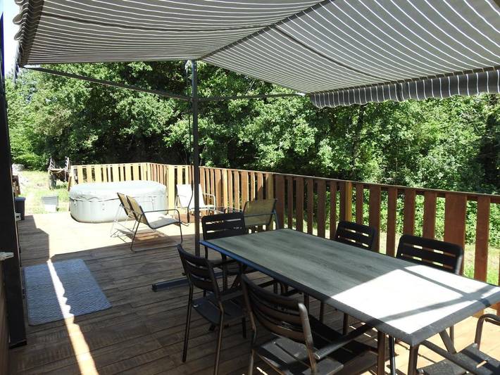 Parc de vacances pour 6 personnes, avec vue en Dordogne - 4
