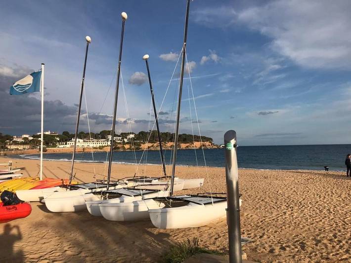 Casa rural para 8 personas, con vistas además de jardín y piscina en Sant Feliu de Guíxols - 4