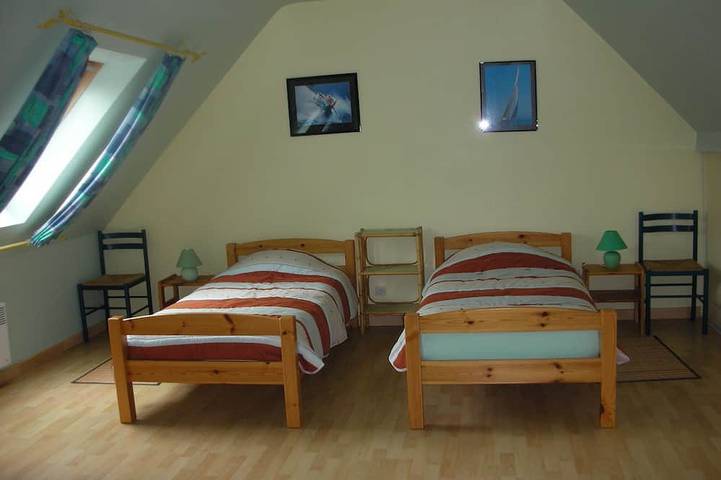 Location de vacances pour 5 personnes, avec jardin et terrasse à Guimaëc - 2