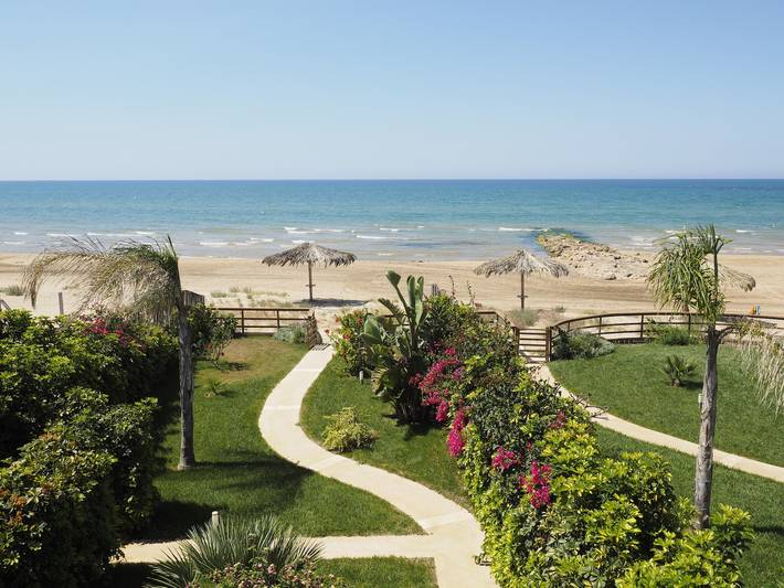 Casa vacanza per 8 persone, con Terrazza e Giardino a Scicli