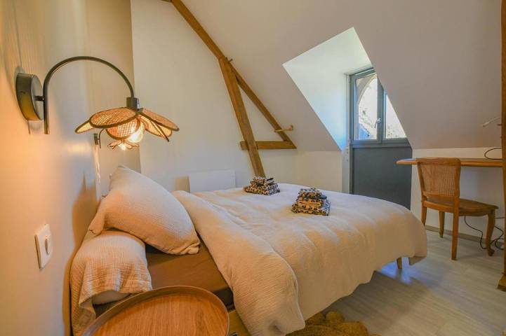 Location de vacances pour 12 personnes, avec Terrasse et Jardin à Villechétif