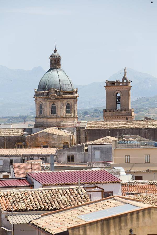Double Room with Private External Bathroom in Alcamo, Provincia di Trapani