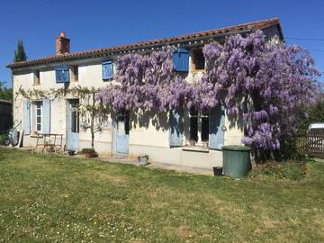 Gîte pour 6 personnes, adapté aux familles dans Val en Vignes