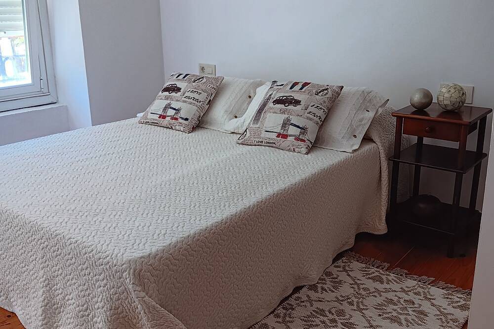 Baiona Playa Ladeira 3 Dormitorios. Amplia, Céntrica, y Bien Comunicada in Baiona, Rías Baixas