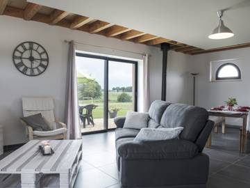 Gîte pour 4 Personnes dans Chapeau (homonymie), Allier, Photo 1