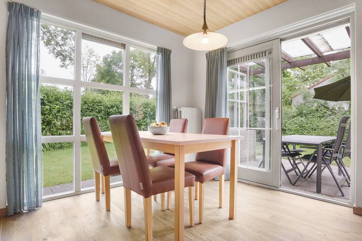 Ferienhaus für 4 Personen, mit Terrasse und Balkon/Terrasse in Brouwershaven - 4