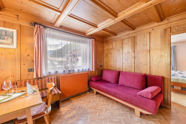 Entire apartment, Apartment 'Ferienwohnung Ainhauser' with Mountain View, Balcony and Wi-Fi in Campolasta, Sarnvalley
