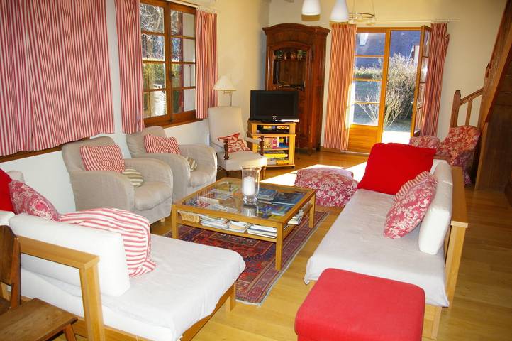 Location de vacances pour 10 personnes, avec jardin, adapté aux familles à Saint-Jorioz - 2