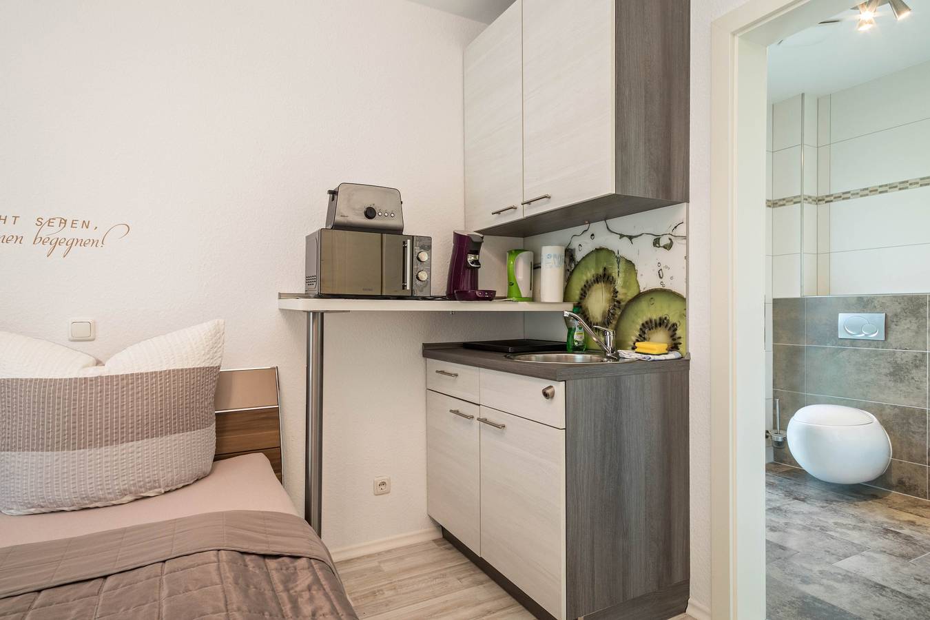 Appartement met koffiekeuken voor twee aan de oever van het Bodenmeer, foto 11