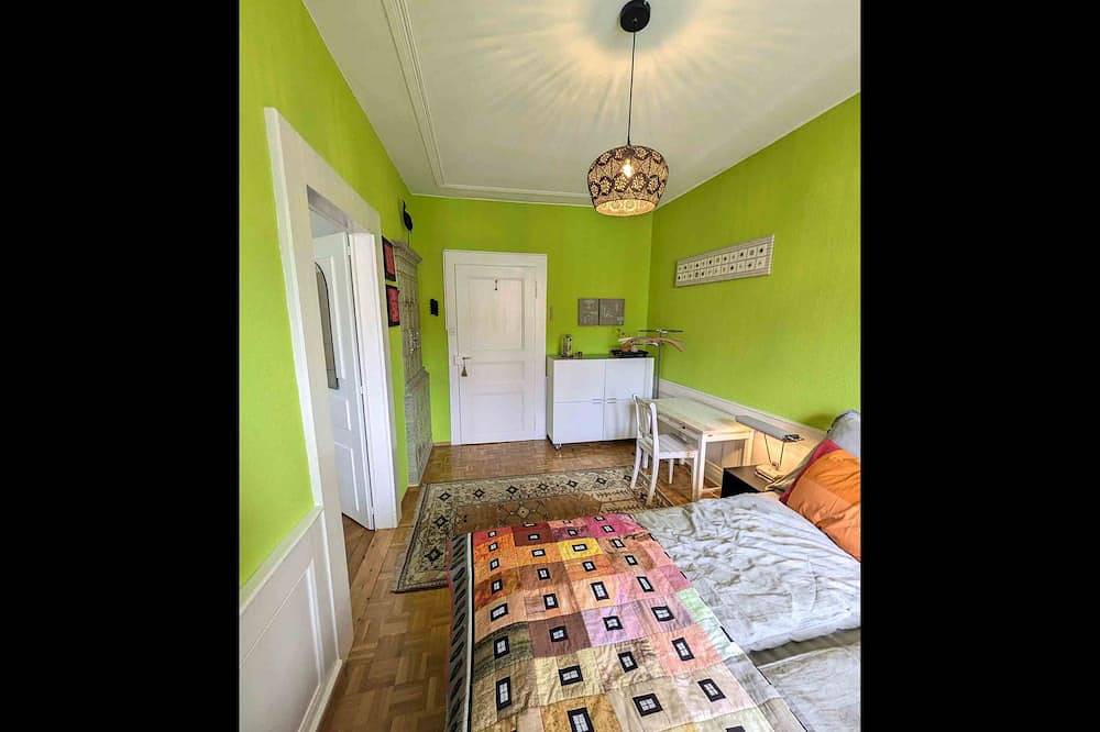 Appartamento intero, Appartement vivant au cœur de la ville in Valanvron, La Chaux-de-Fonds
