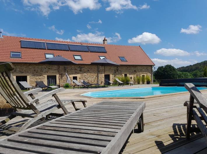 Chambre d’hôte pour 2 personnes, avec jardin ainsi que piscine et jacuzzi