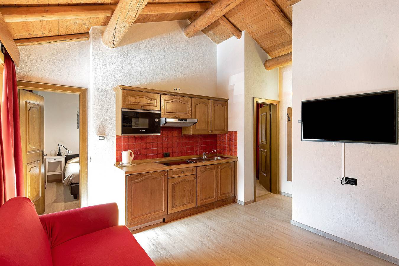 Entire apartment, Holiday Apartment "Casa Marcos n 29" with Mountain View, Balcony & Wi-Fi in Livigno (Town), Livigno