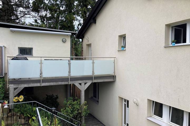 Ferienwohnung für 4 Personen, mit Terrasse und Garten sowie Whirlpool