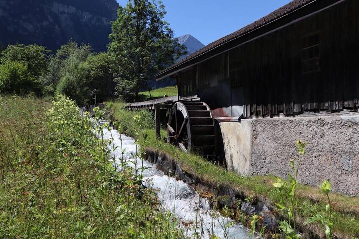 Gîte pour 5 personnes, avec terrasse et jardin à Kandersteg - 4