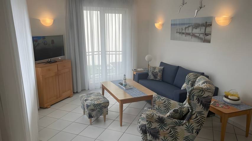 Ganze Wohnung, Ferienwohnung „Jette“ mit Balkon und Wlan in Strand Zempin, Zempin