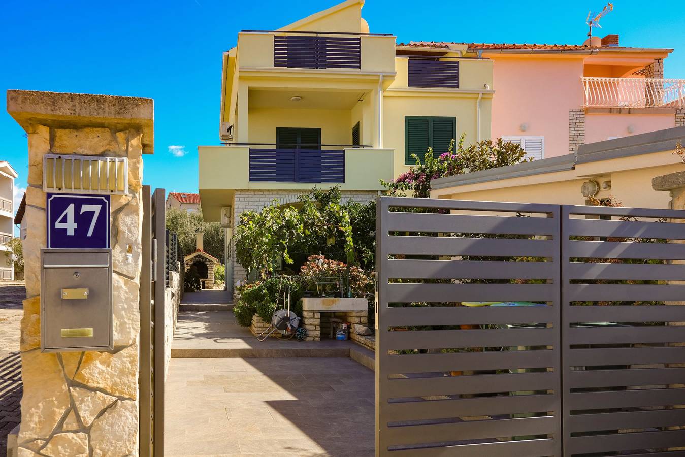 Entire apartment, Two bedroom apartment near beach Žaborić (Šibenik) A-958-b in Zaboric, Šibenik-Knin