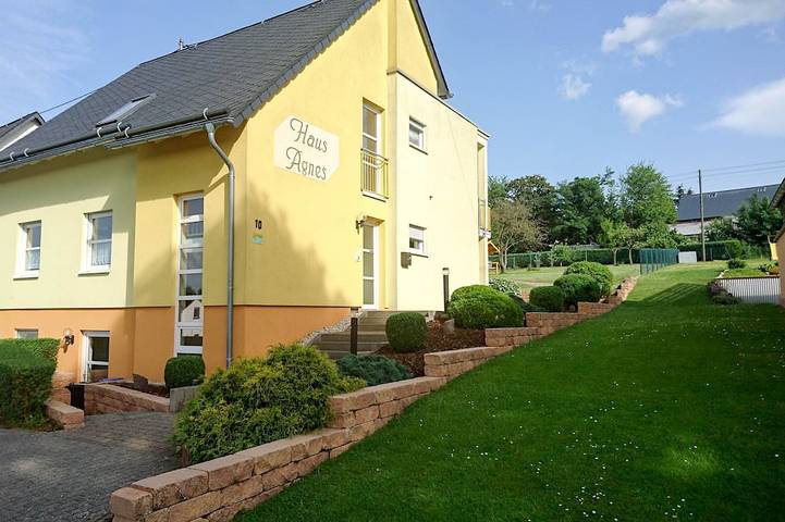 Ferienwohnung für 4 Personen, mit Sauna und Terrasse sowie Garten in Thalfang am Erbeskopf