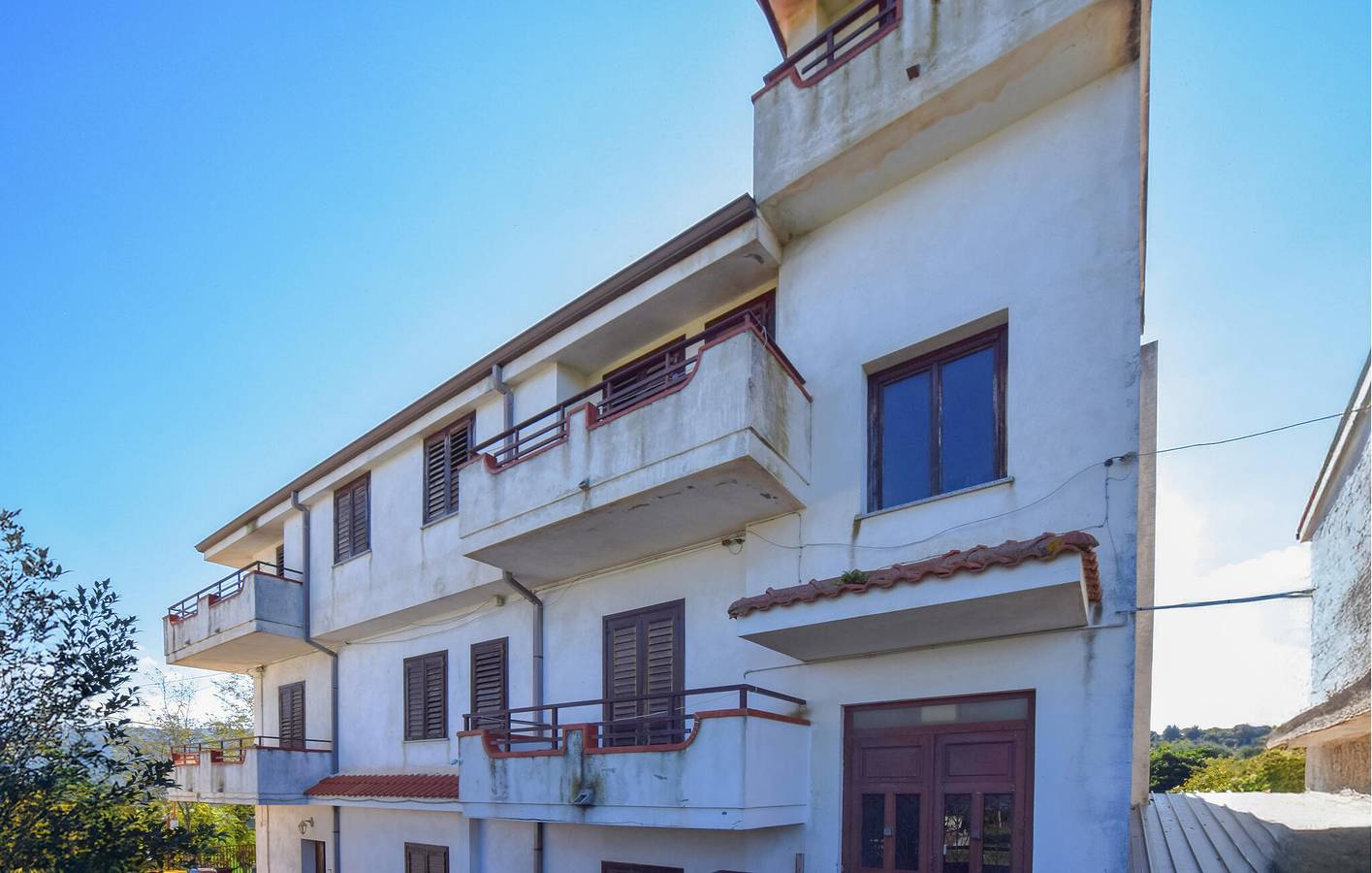 Appartement de vacances entier, Appartement avec vue sur la mer, piscine, lave-linge et parking - à 2 km de la plage in Briatico, Province de Vibo Valentia