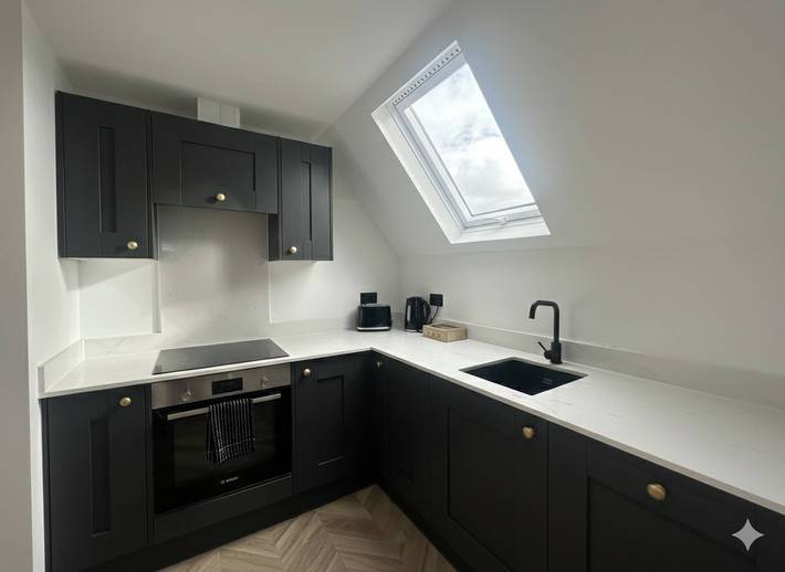 Apartment for 4 people, with hot tub in Surrey