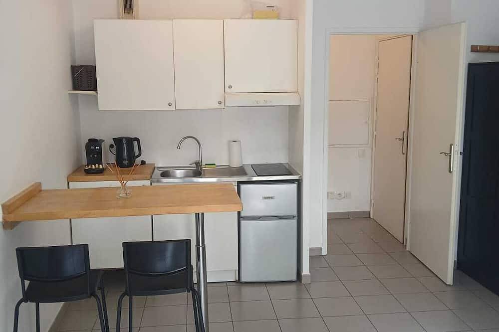Appartement entier, Studio lumineux à 5 minutes de Versailles in Chaville, Hauts-de-Seine