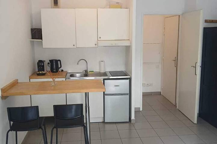 Apartamento entero, Bright studio apartment 5 minutes from Versailles in Chaville, Altos del Sena