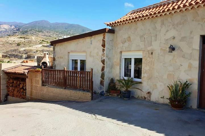 Finca für 2 Personen, mit Pool und Garten in Arico