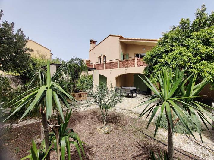 Location de vacances pour 8 personnes, avec jardin et vue dans Office De Tourisme De Banyuls Sur Mer - 3